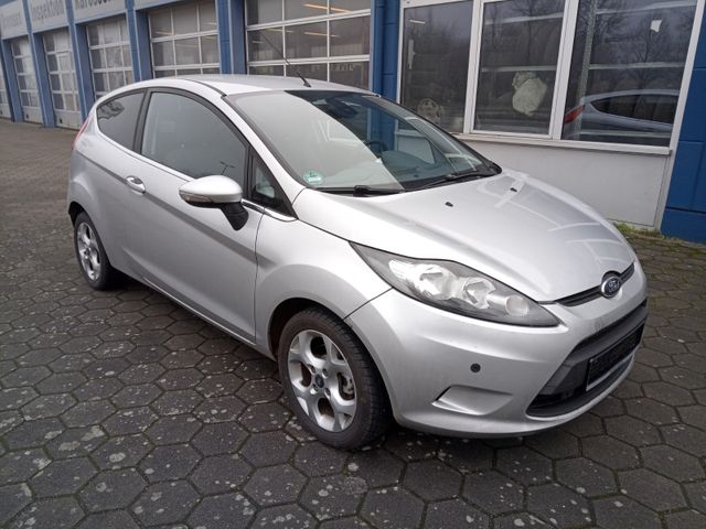 Ford Fiesta Titanium/HU neu