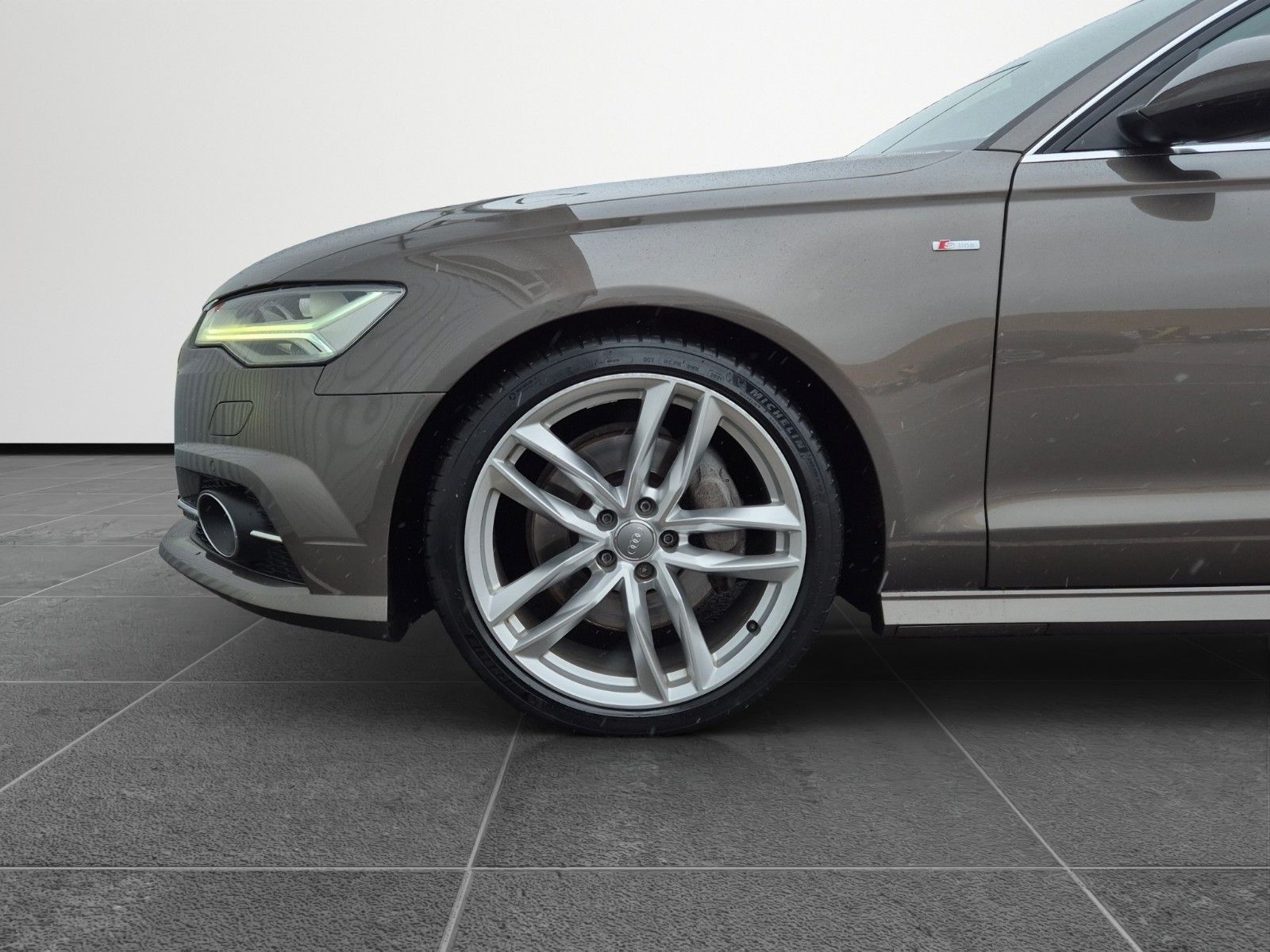 Fahrzeugabbildung Audi A6 AV 3.0TDI QUAT S LINE HUD BOSE MEMORY RAUTE