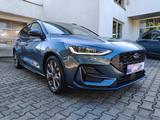 Ford Focus Turnier ST-Line X Autom Navi KLIMA Winterp - gebrauchte Ford Kombis