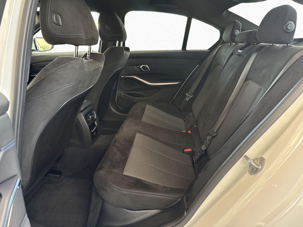 BMW 318i Limo M Sport LiCoProf SurrView St+Go HiFi