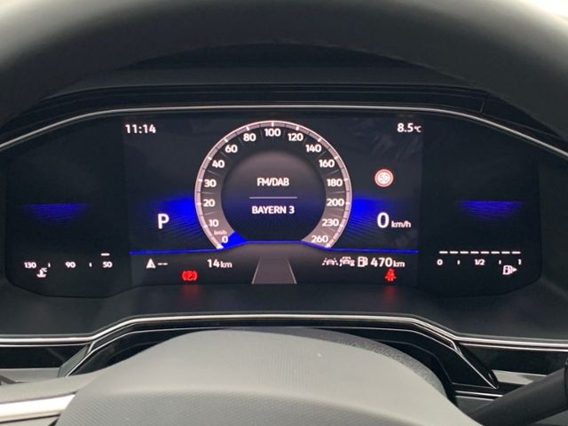 Fahrzeugabbildung Volkswagen Taigo 1,5 TSI DSG R-LINE IQ DIRVE KAMERA NAVI MA