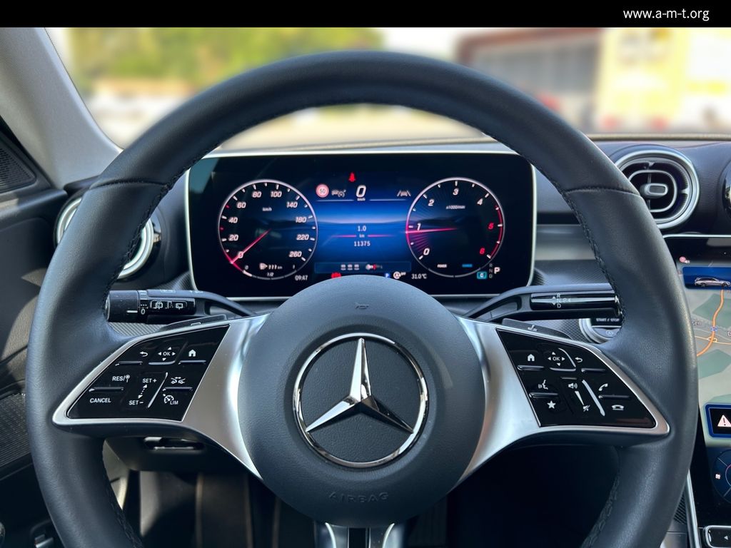 MERCEDES-BENZ C 220