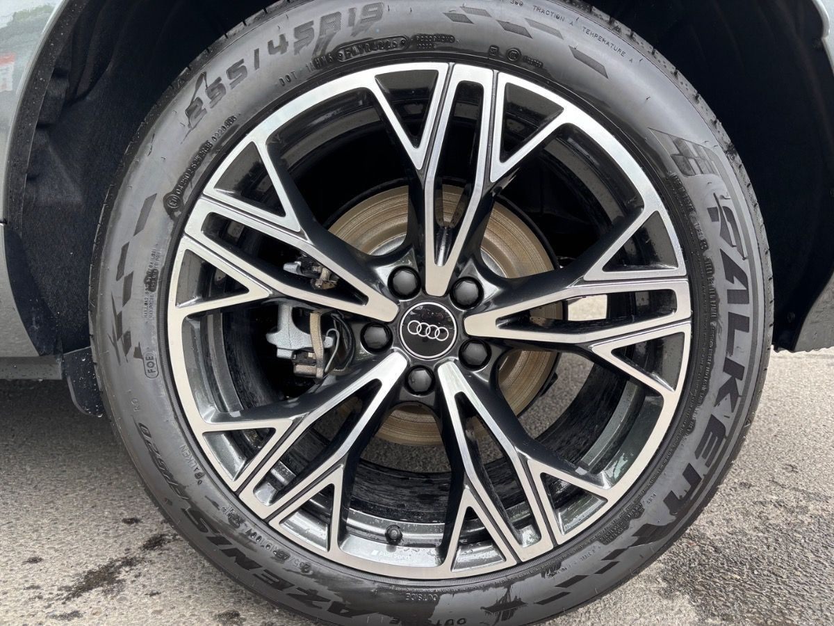 Audi Q3 e-hybrid S tronic foto 19