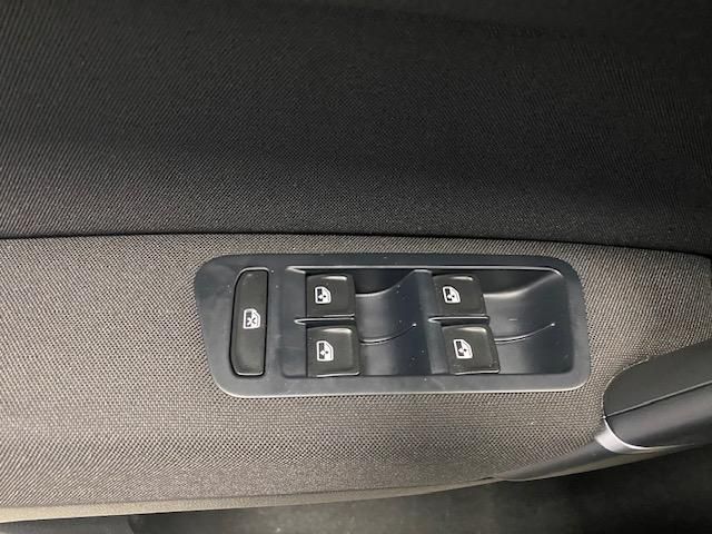 Fahrzeugabbildung Volkswagen Golf Sportsvan 1.5 TSI Comfortline+APP+ACC+KAMER