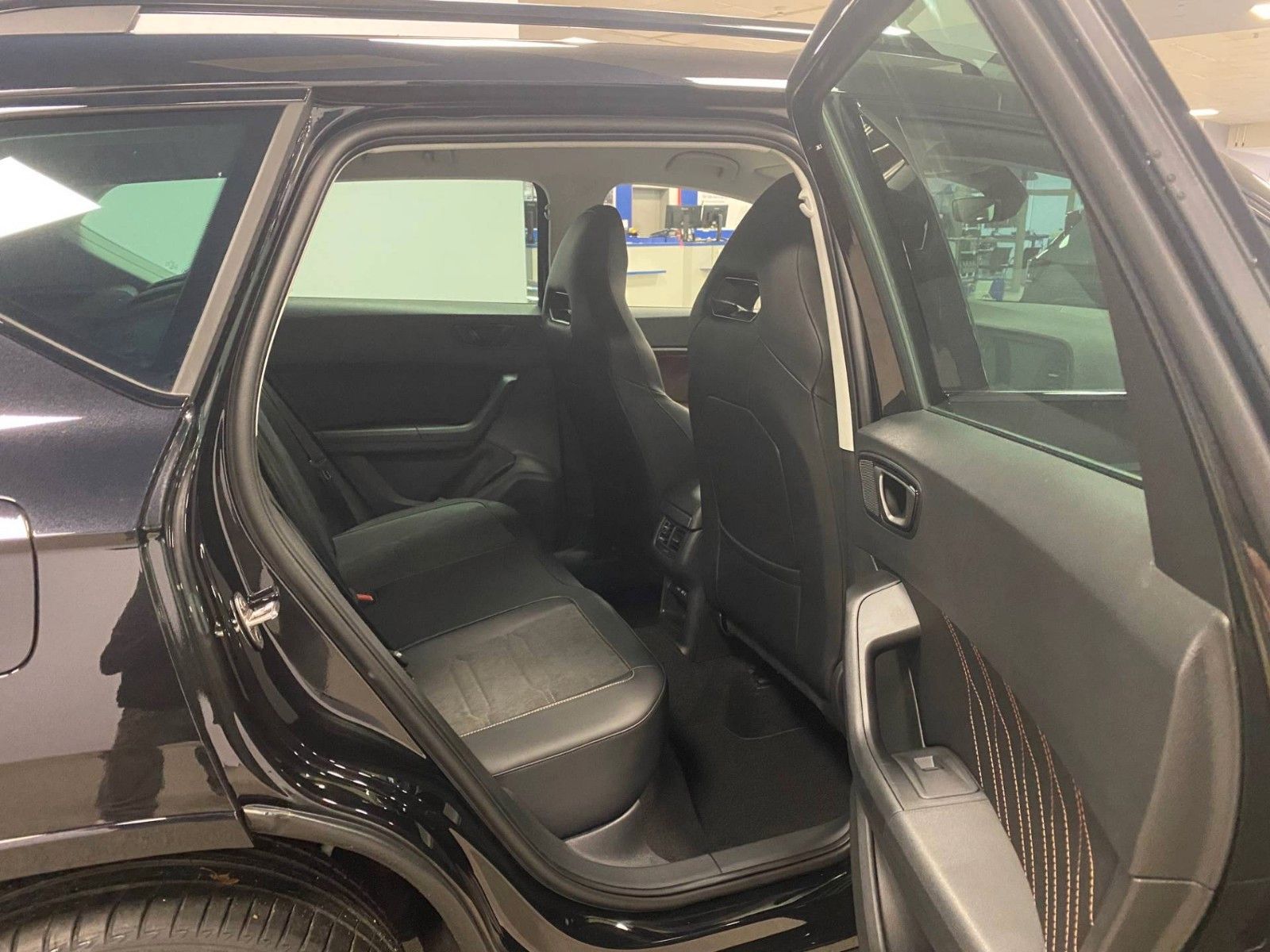 Fahrzeugabbildung CUPRA Ateca 2.0 TSI 4Drive DSG+NAVI+2030 Garantie+ACC+