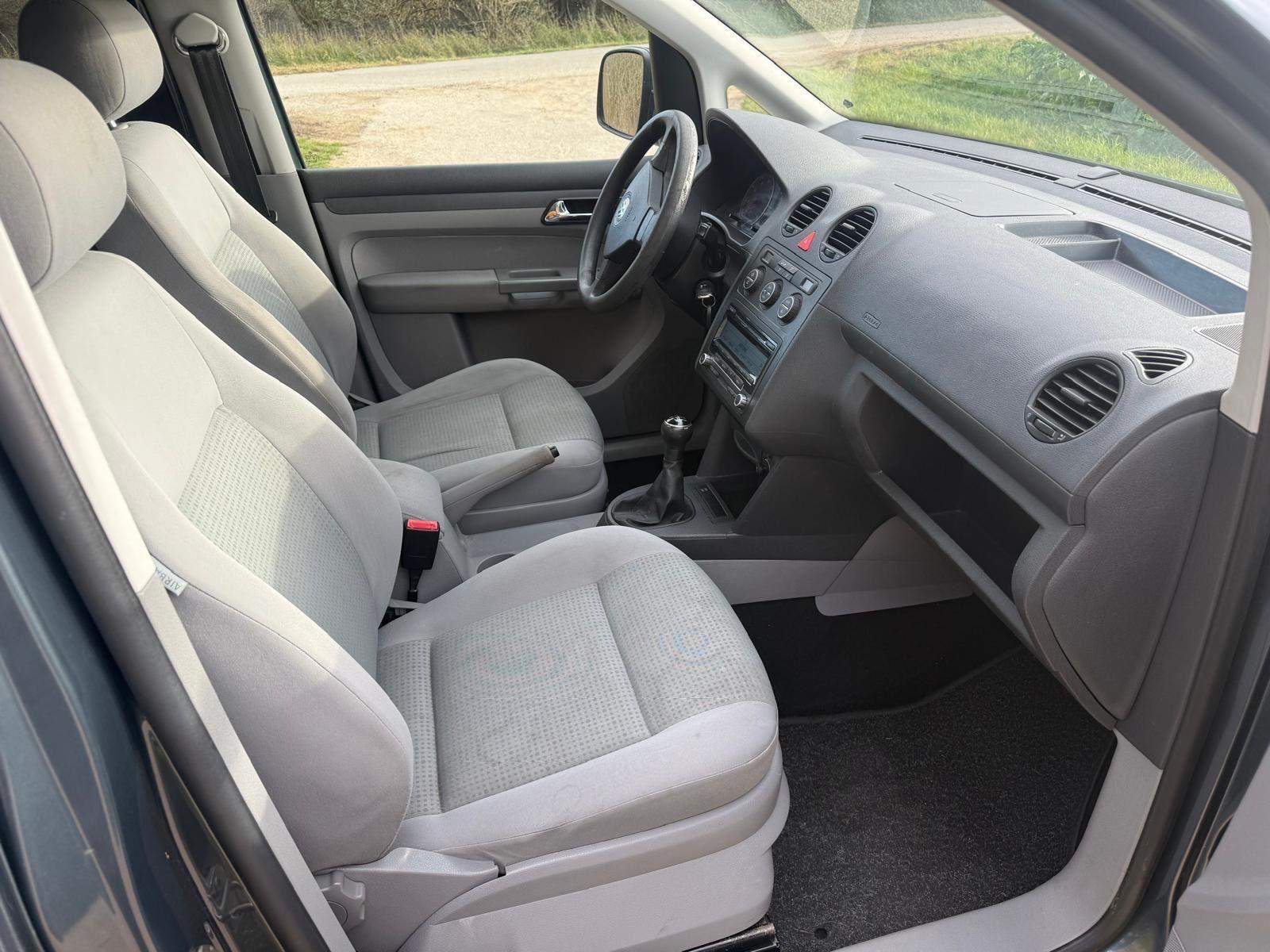 Volkswagen Caddy 2009 — photo 8