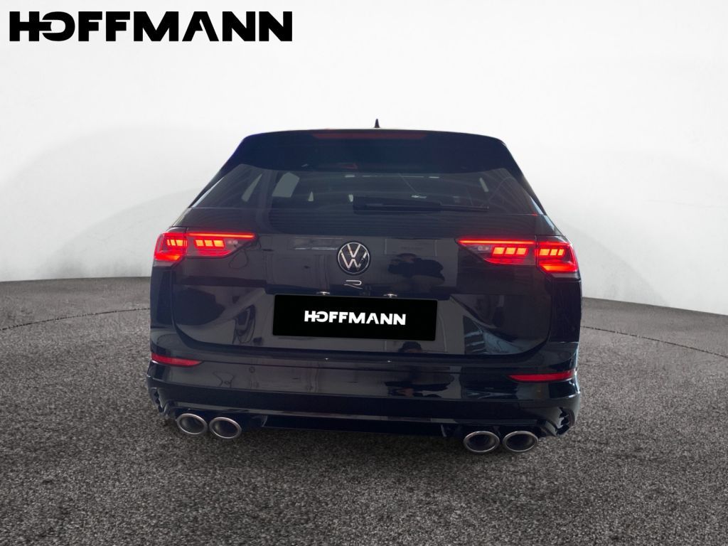 Fahrzeugabbildung Volkswagen Golf Variant R Black Style Harman Carbon VMax270