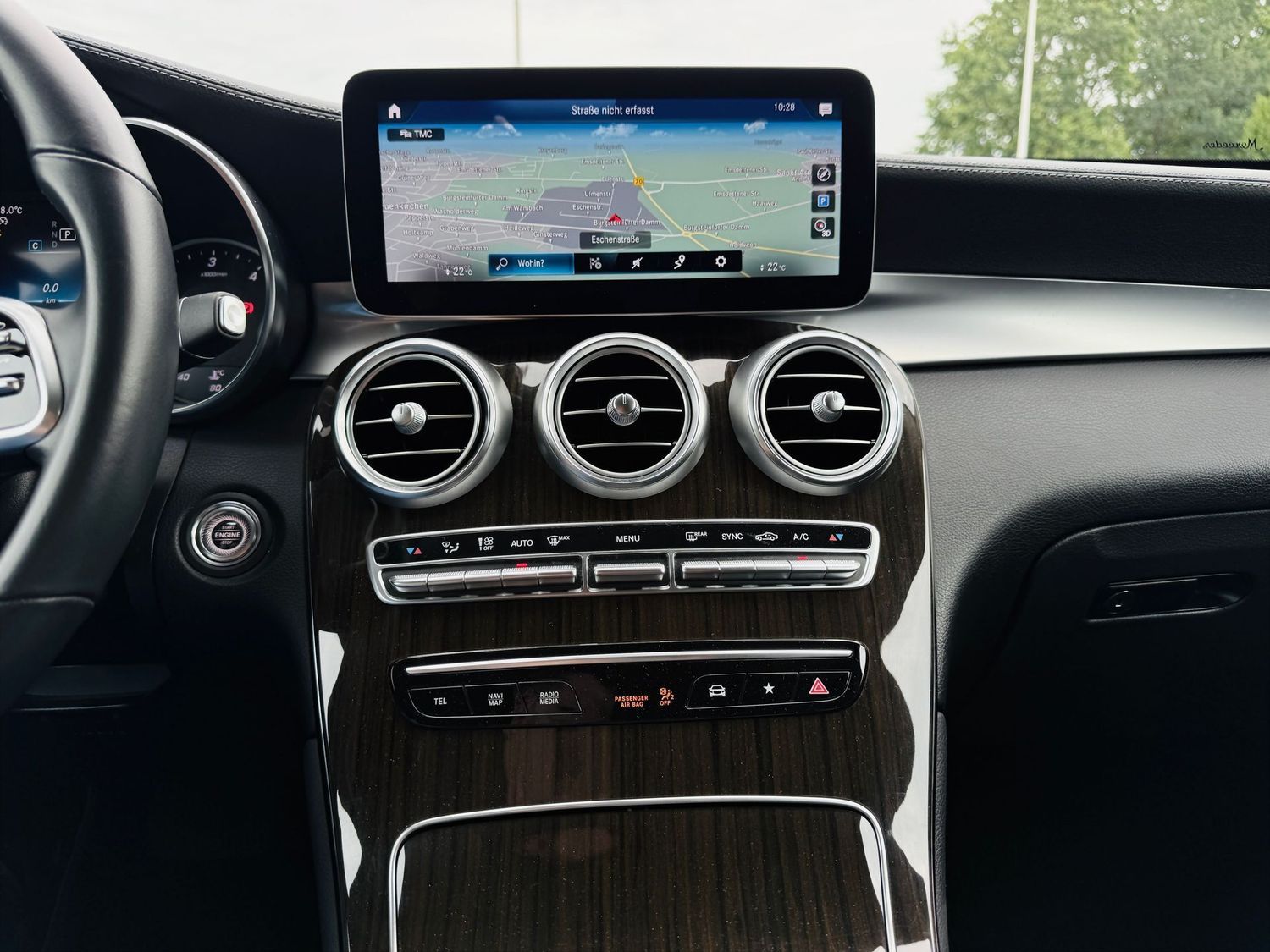 Fahrzeugabbildung Mercedes-Benz GLC 220 d 4M OFFROAD EXCLUSIV, LED, RFK, Spur, T