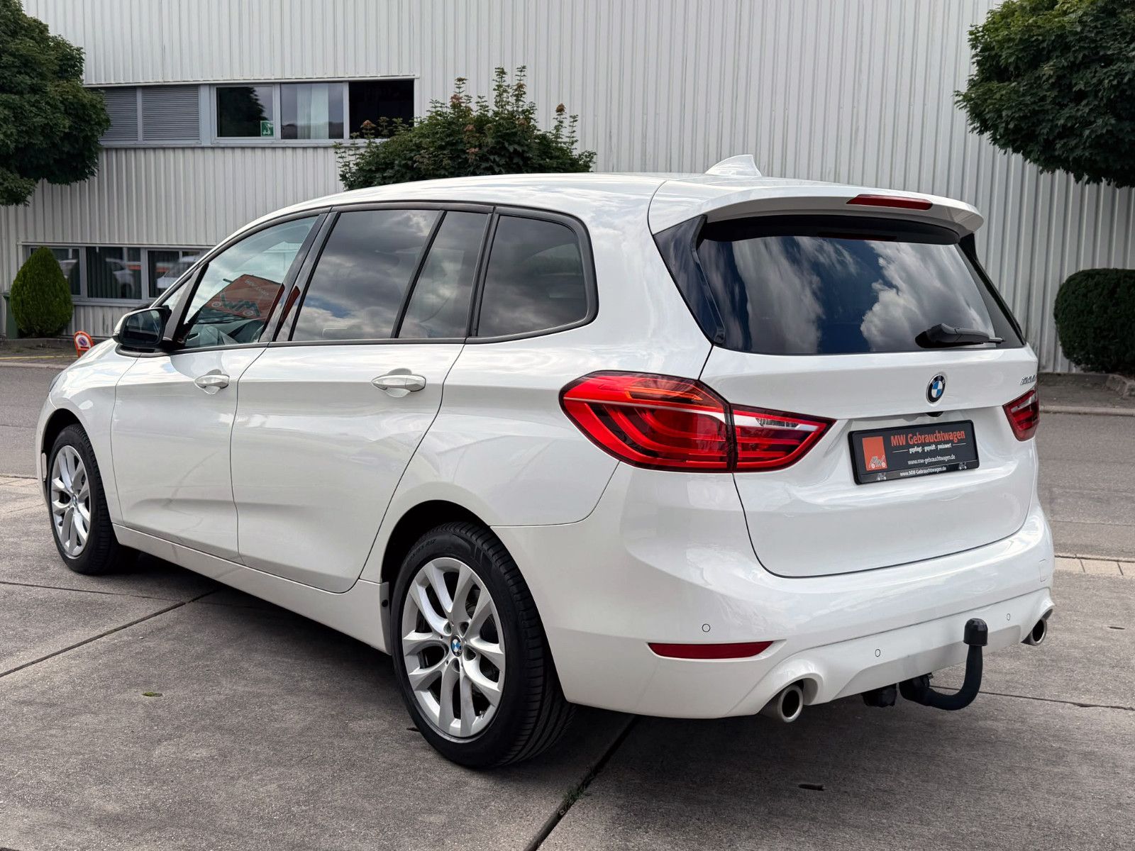 Fahrzeugabbildung BMW 220i Gran Tourer Steptr. Advantage ACC KAM AHK