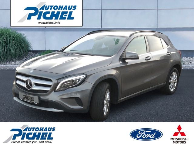 Mercedes-Benz GLA 220 CDI/d 4Matic AHZV WSCHWENKBAR+NAVI+ACC+B