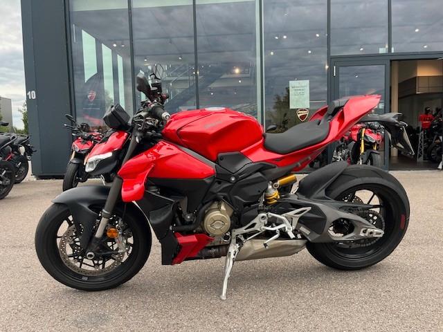 Ducati Streetfighter V4