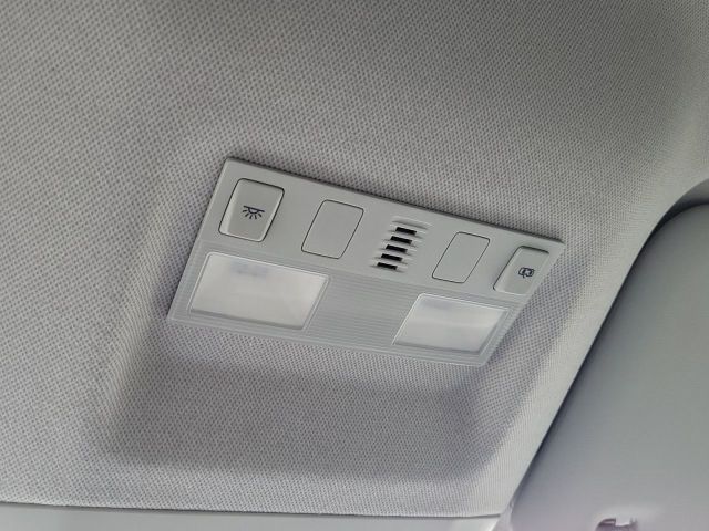 e-Crafter ergoSitz LED ParkPilot