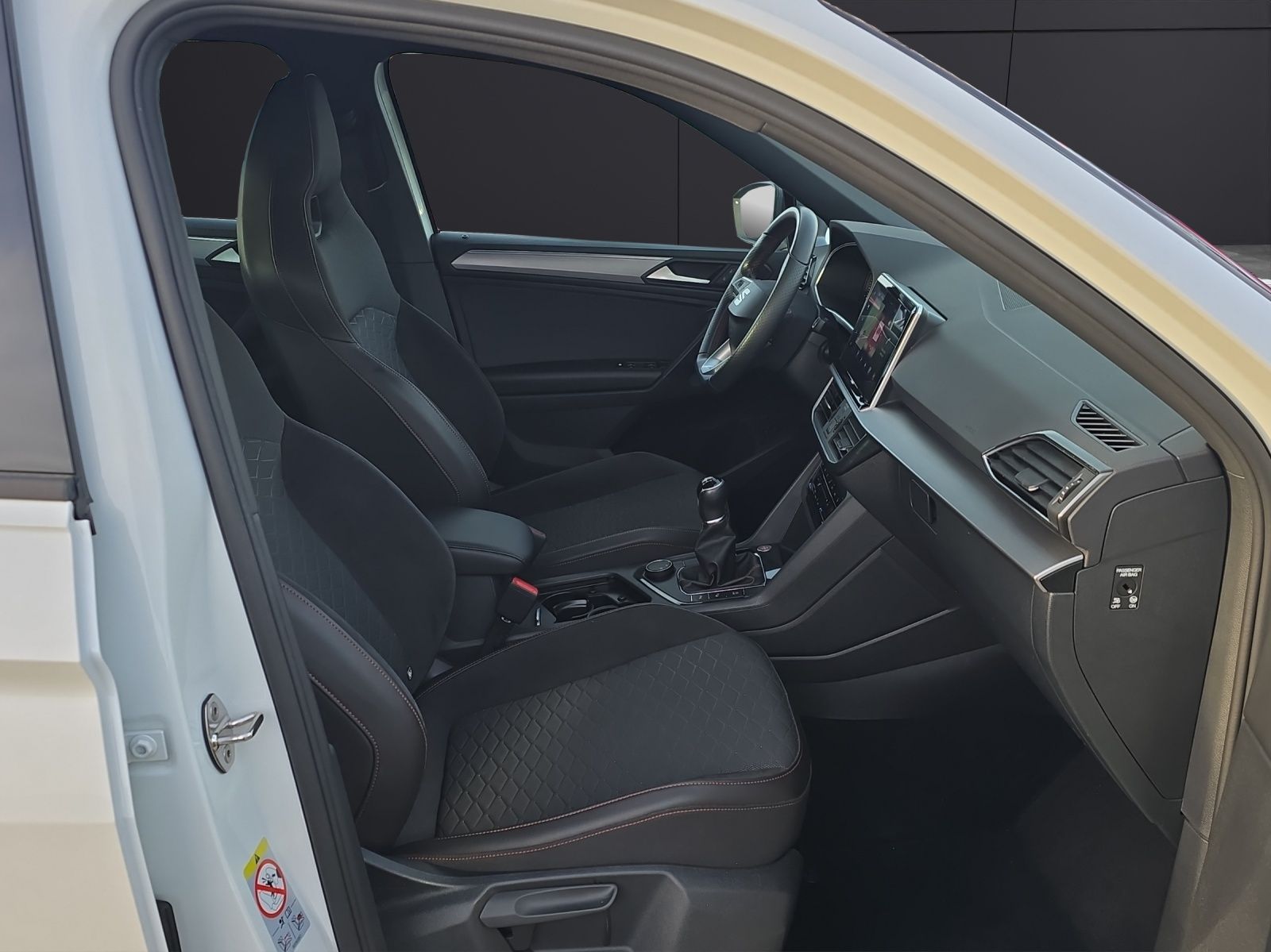 Fahrzeugabbildung SEAT Tarraco FR 1.5 TSI ACT ACC LED NAVI AHZ