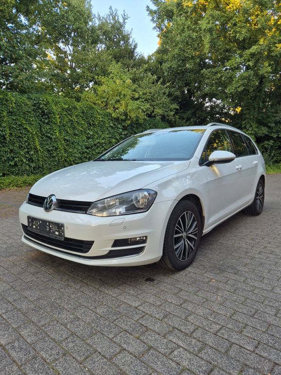 Image of Volkswagen Golf
