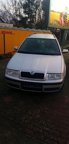 Skoda Oktavia 2.0 Benzin