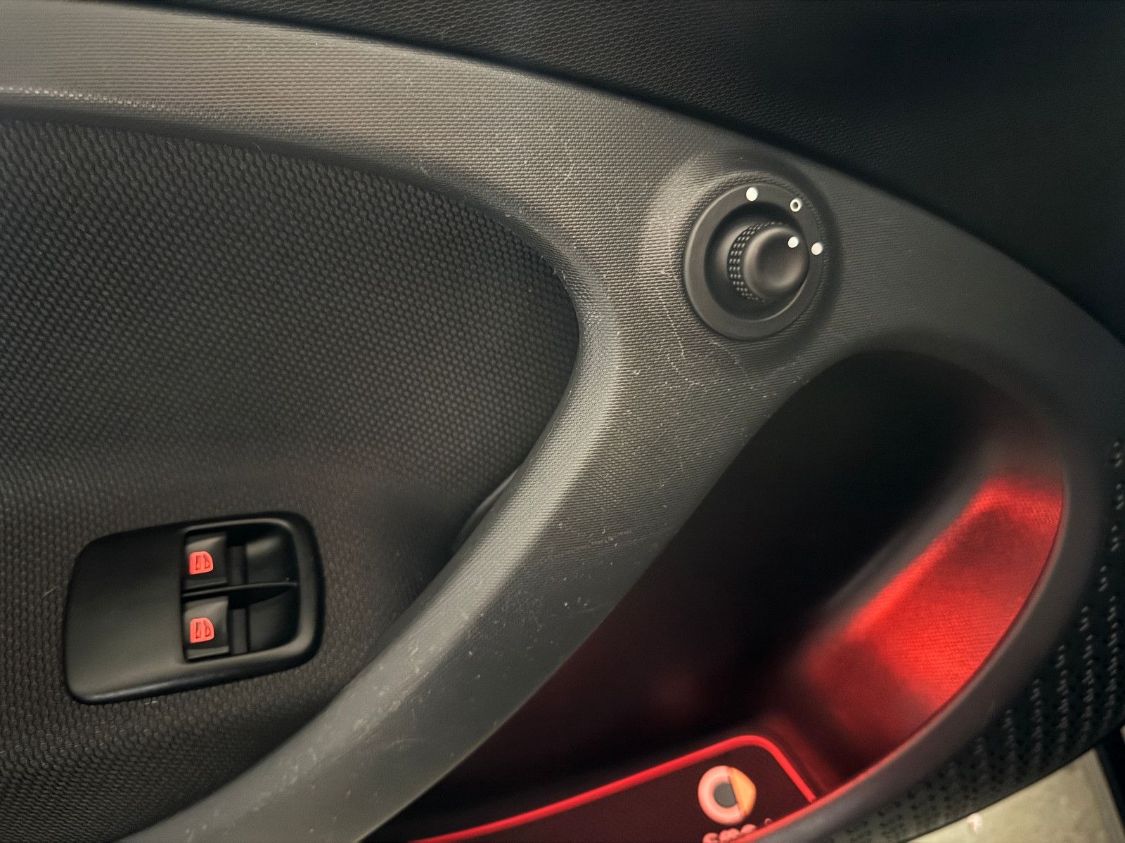 Fahrzeugabbildung Smart ForFour PASSION NAVI PDC SITZHEIZUNG SCHECKHEFT