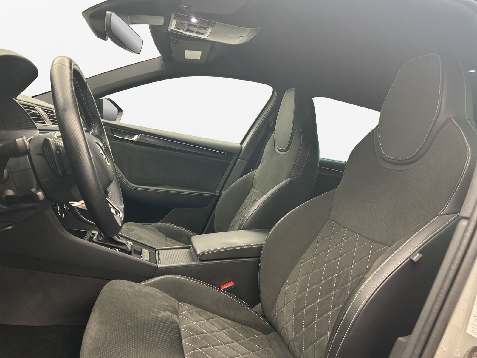 Skoda Superb - Bild 12