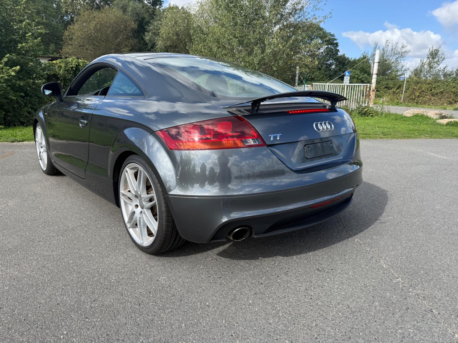 Audi TT Coupe 2.0 TFSI  1. Hand S Line Handschalter