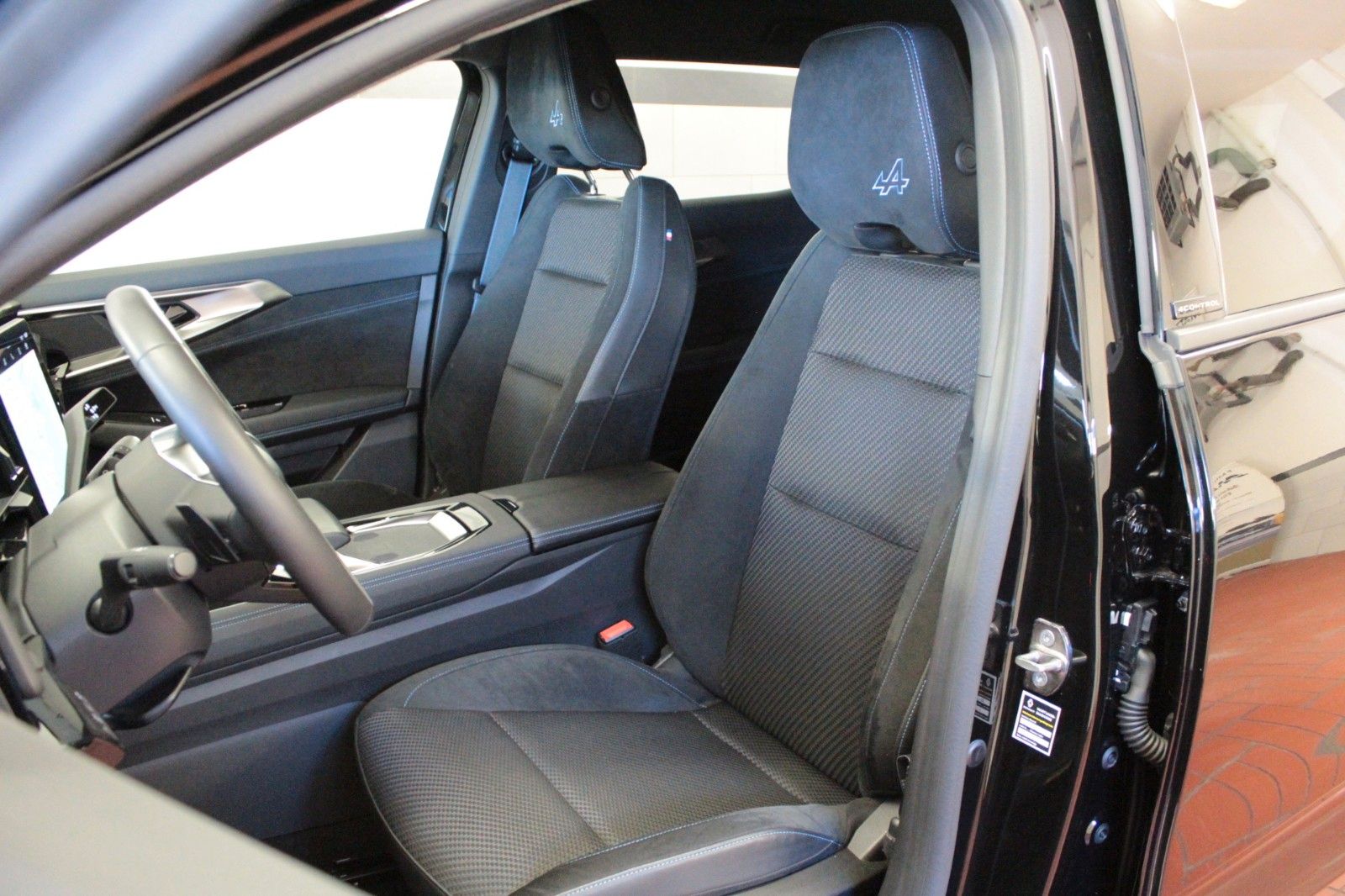 Fahrzeugabbildung Renault Espace Full Hybrid 200 Esprit Alpine 7 Sitzer