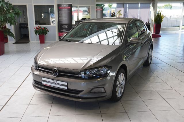 Volkswagen - Polo