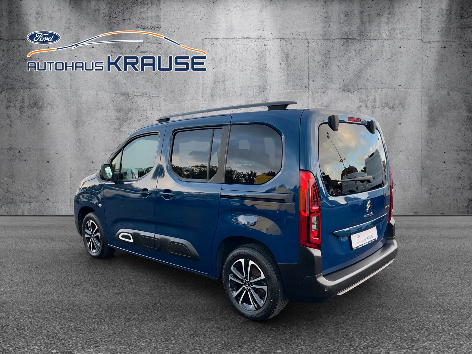 Fahrzeugabbildung Citroën Berlingo M PureTech**NAVI*P.-DACH*