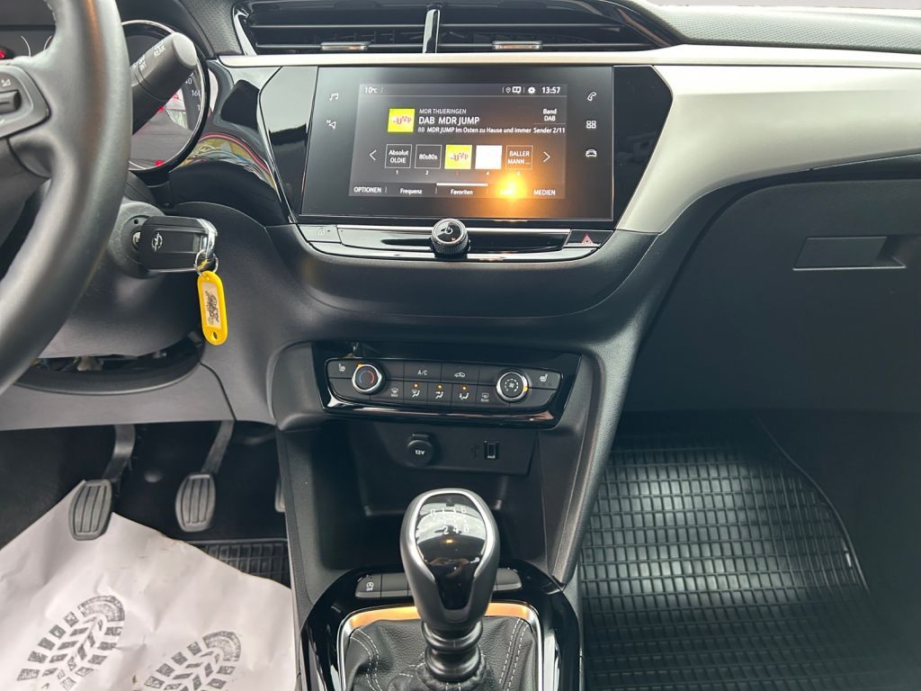 Fahrzeugabbildung Opel Corsa 1.2 Turbo Edit. Navi Sitzheizung Parkpilot