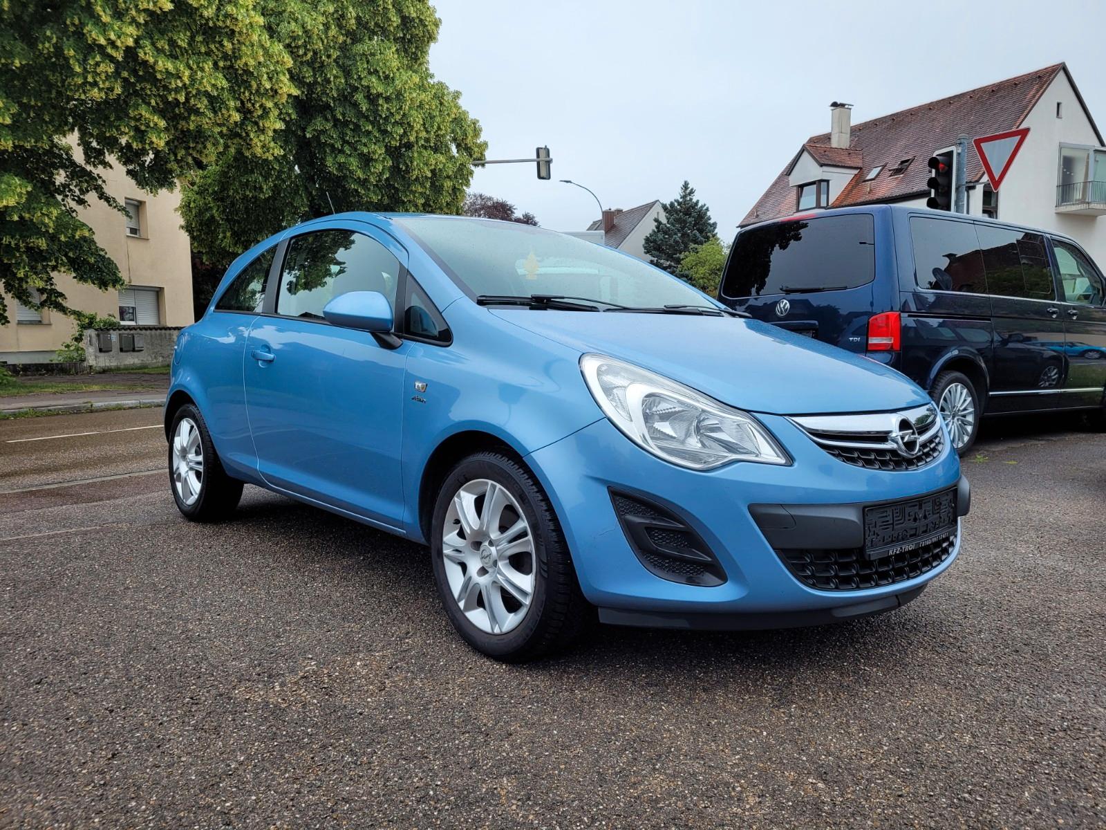 Opel Corsa D Active SHZ/PDC/Lenkradheizung/Tüv neu