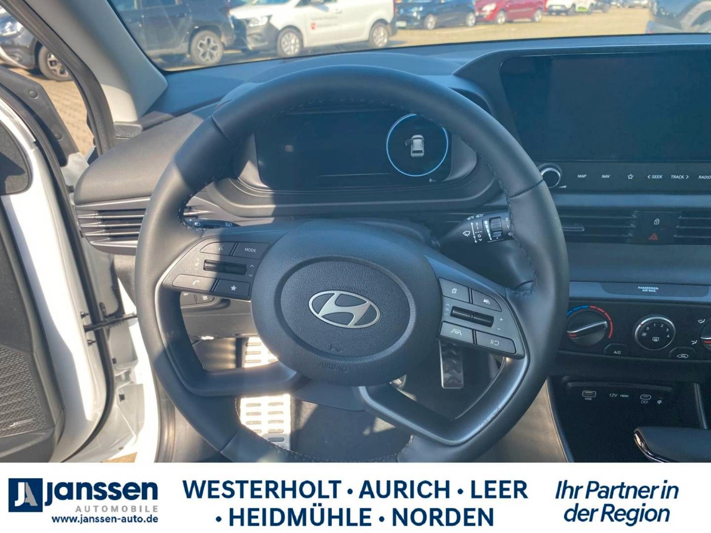 Fahrzeugabbildung Hyundai BAYON Trend, Bose Soundpaket