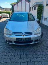 Volkswagen Verkaufen Golf 5  hubraum 1400  tüv bis no... - Volkswagen: Hub