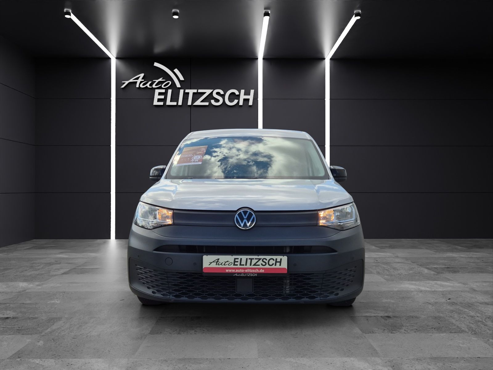 Fahrzeugabbildung Volkswagen Caddy Kombi TDI Standhzg Navi ACC PDC SHZ