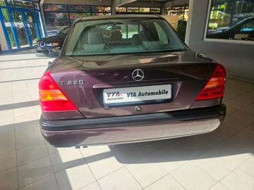 صورة 4 لـ 1993 Mercedes-BENZ C 220