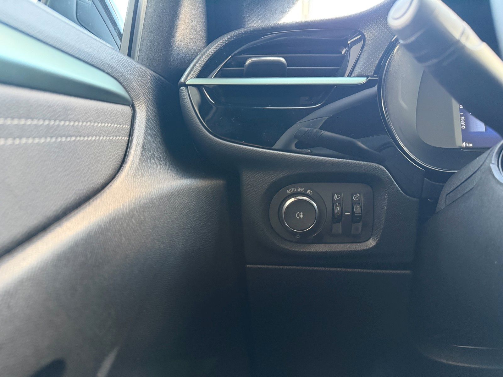Fahrzeugabbildung Opel Corsa F YES 110PS Hybrid Automatik/LED!