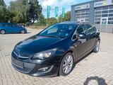 Opel Astra Sports T. 2.0 CDTI ecoFL Exklusiv S/S - Opel Astra Exklusiv mit Diesel-Antrieb
