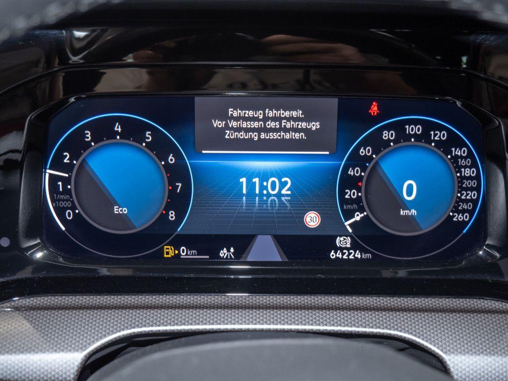 Volkswagen Golf VIII 1.5 TSI Active Klima Navi R-Kam AHK, миниатюра 17