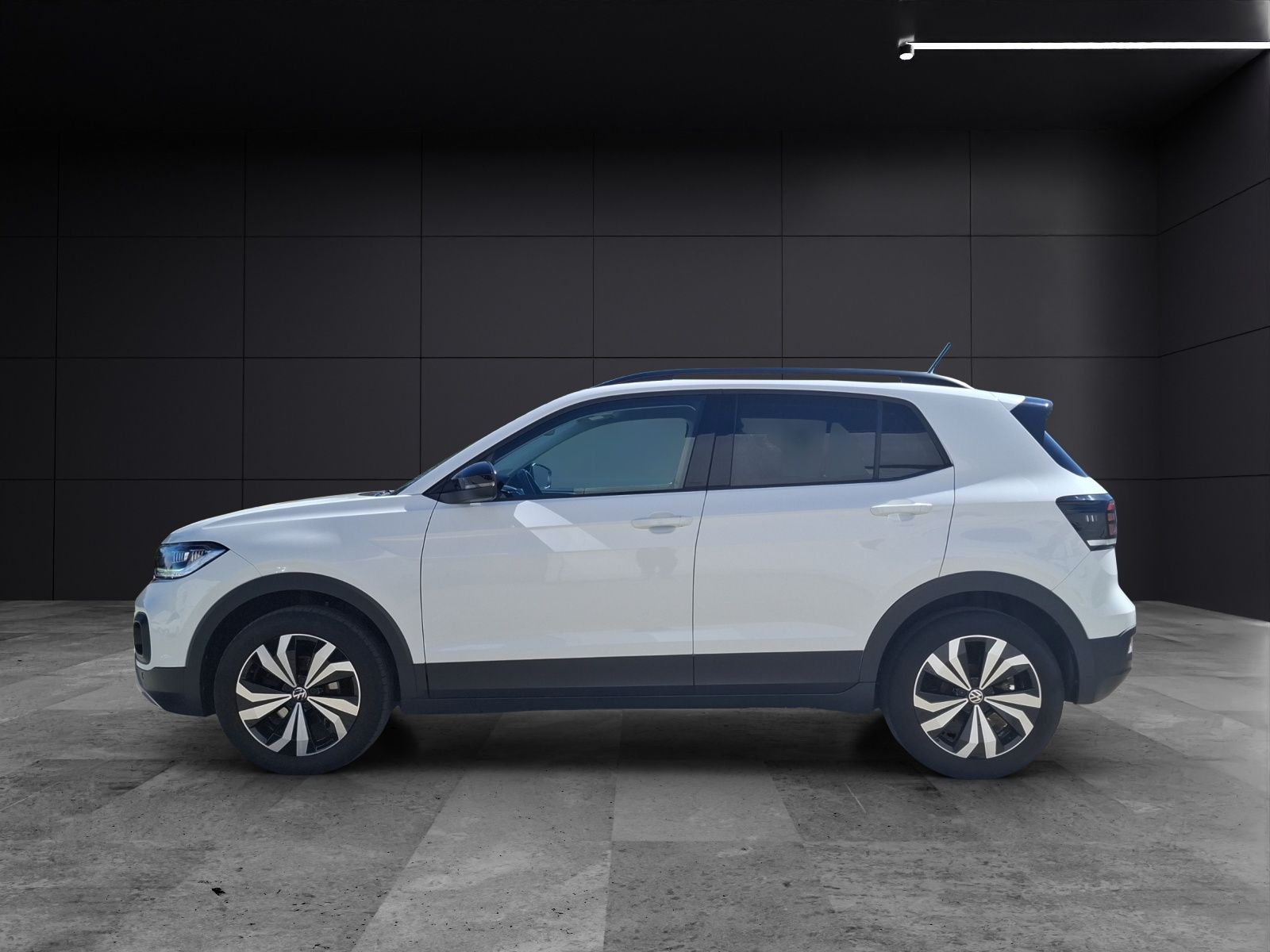 Fahrzeugabbildung Volkswagen T-Cross TSI Life LED Navi GRA PDC SHZ 17"