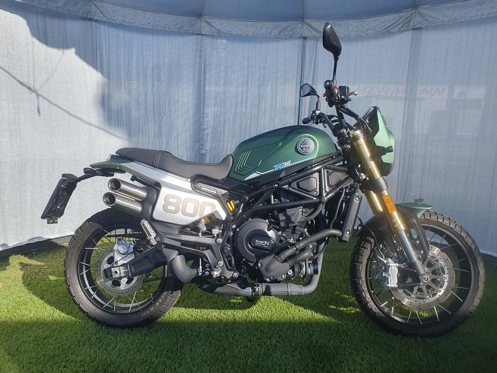Benelli Leoncino 800 Trail