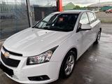 Chevrolet Cruze 1.6 Benziner - - Chevrolet Cruze aus 2011