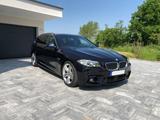 BMW 535d Touring Automatik - M-Paket - schwarze BMW 535