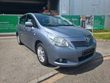 Toyota Verso Life Klima Tuv 01/2028 - gebrauchte Toyota Verso aus dem Jahr 2010