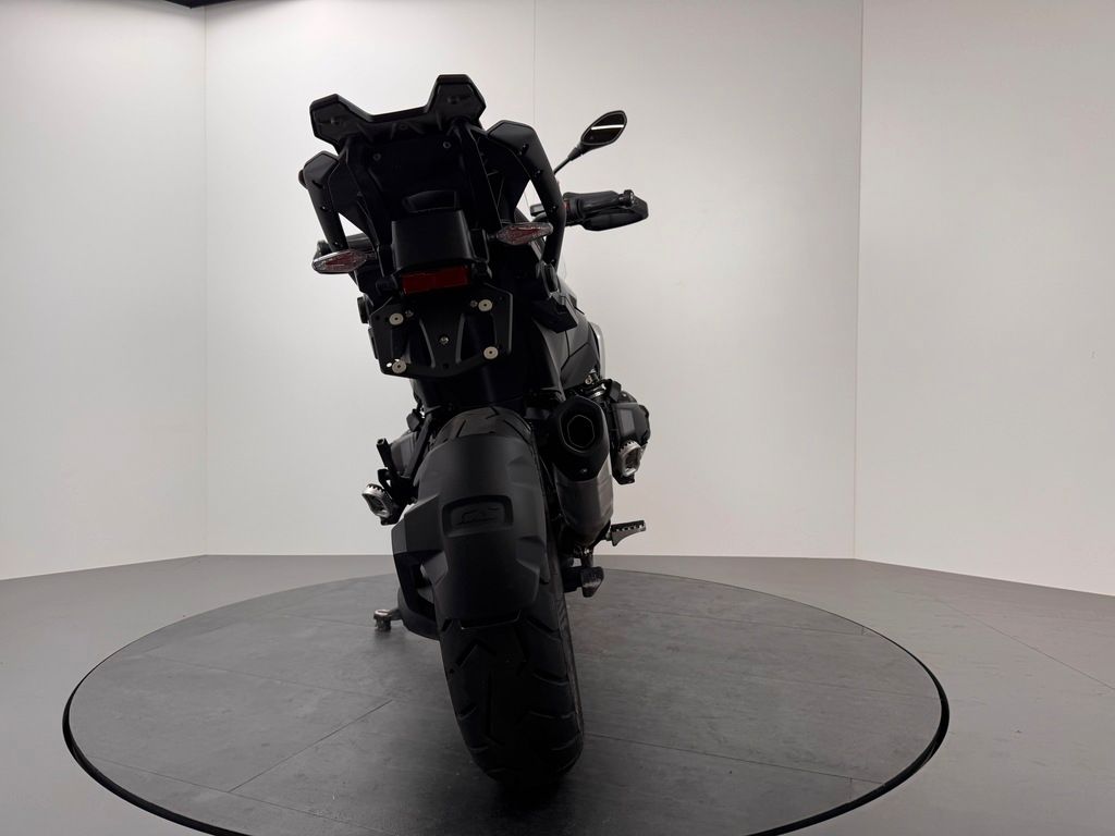 Fahrzeugabbildung BMW R1300 GS *ADAPT. FAHRWERK *3 PAKETE