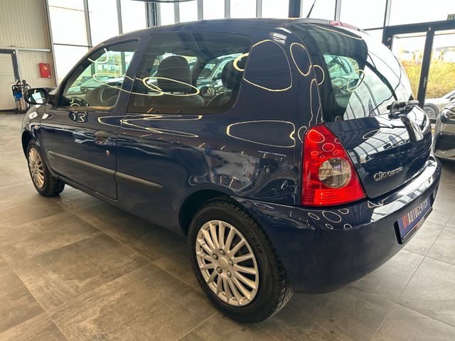 Renault Clio II Campus *TÜV 1127*Klima*