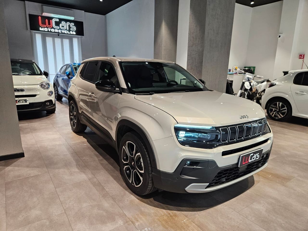 Other Jeep Avenger 1.2 Turbo 100 CV LIMITED 6.000 KM imagem 3