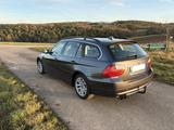 BMW 325i Touring (E91) | TÜV neu | top gepflegt - BMW 325 aus 2007: Kombi, 325i