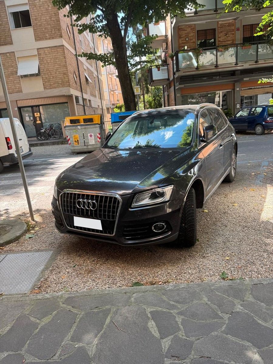 Audi Q5 - 1