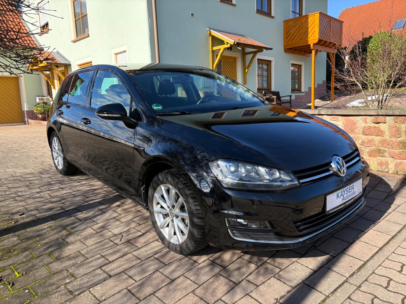 Volkswagen Golf VII Lim. Lounge "Bi-Xenon,SHZ,PDC"