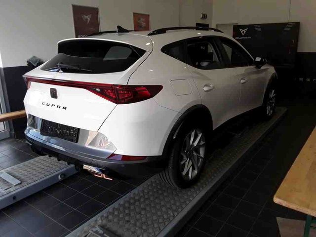 Formentor 1.4 TSI eHybrid LED+KAMERA+ACC+CONNECT