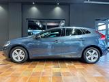 Volvo V40 T3 AUTOMATIK KINETIC LED KAMERA PDC TEMPOMAT - Volvo V40 aus 2017