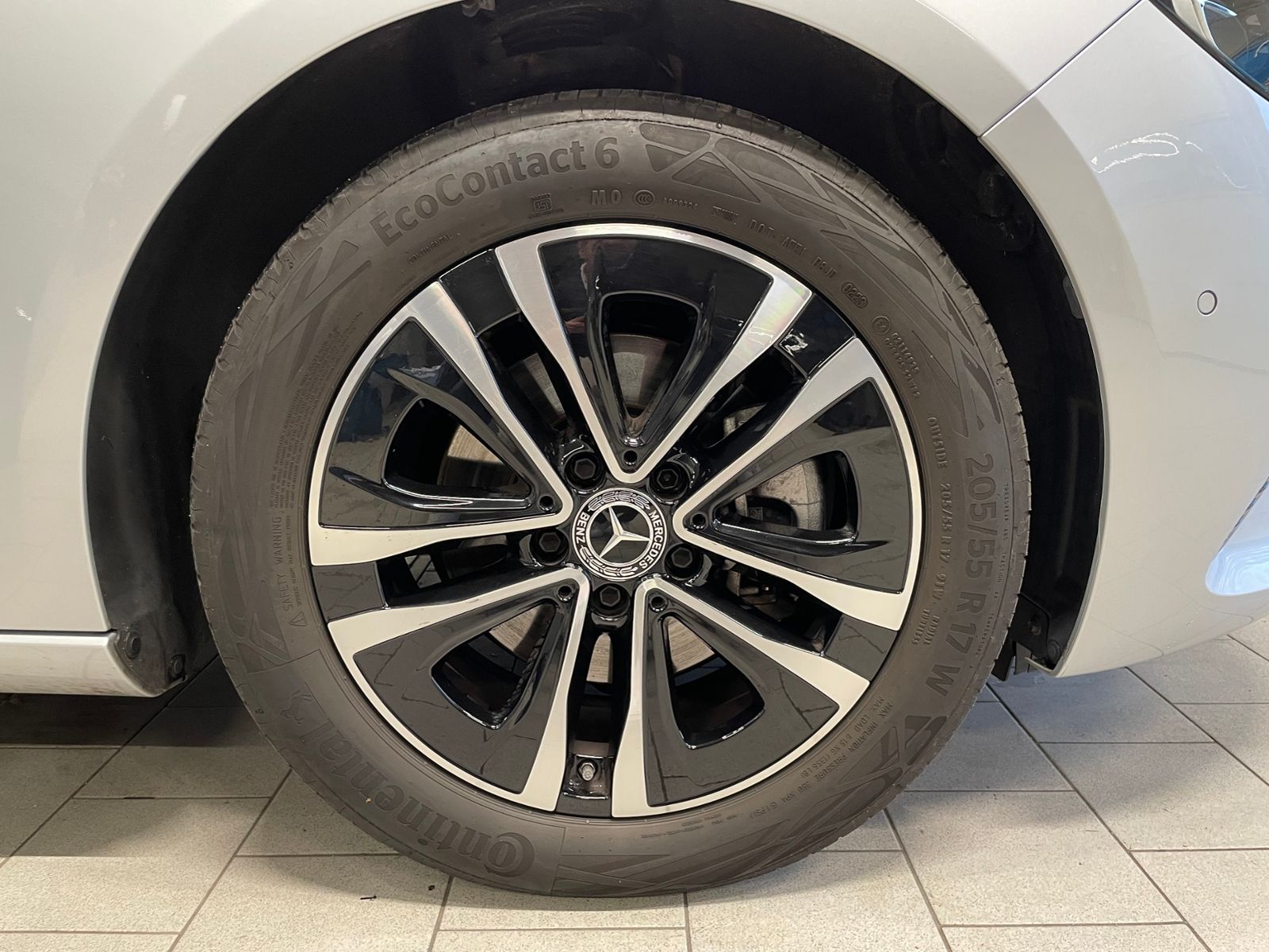 B Klasse 200 Progressive DCT NAVI SHZ RFK LED