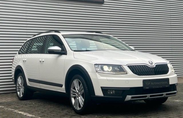 Skoda Octavia 2.0 TDI  Scout 4x4*BI-XENON/DSG/SHZ/PDC*