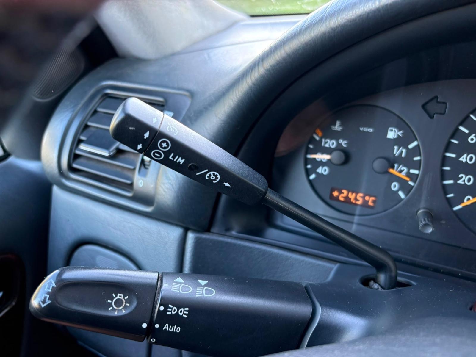 Mercedes-Benz ML 270 CDI 4x4 Automatik S-Dach Xenon AHK